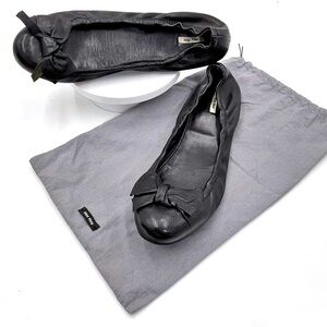 Miu Miu Black Leather Ballet Flats With Leather Bow Detail Size 39.5 / 9 US